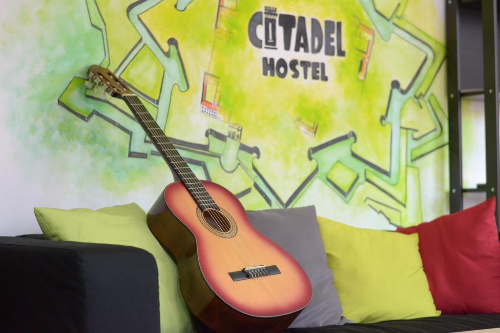 Citadel Hostel Alba Iulia Exteriör bild
