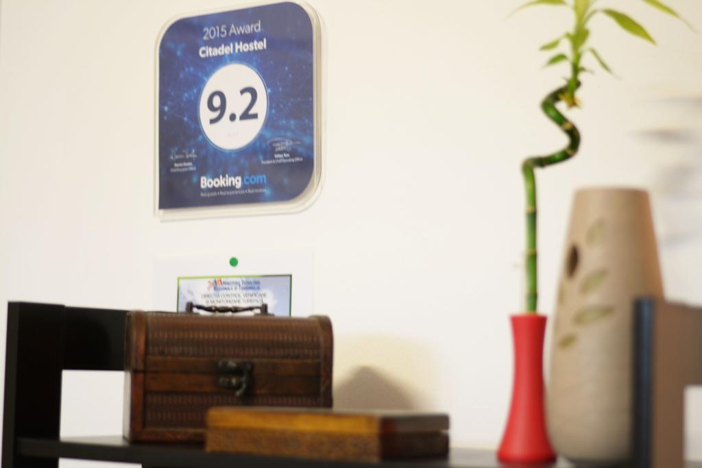 Citadel Hostel Alba Iulia Exteriör bild